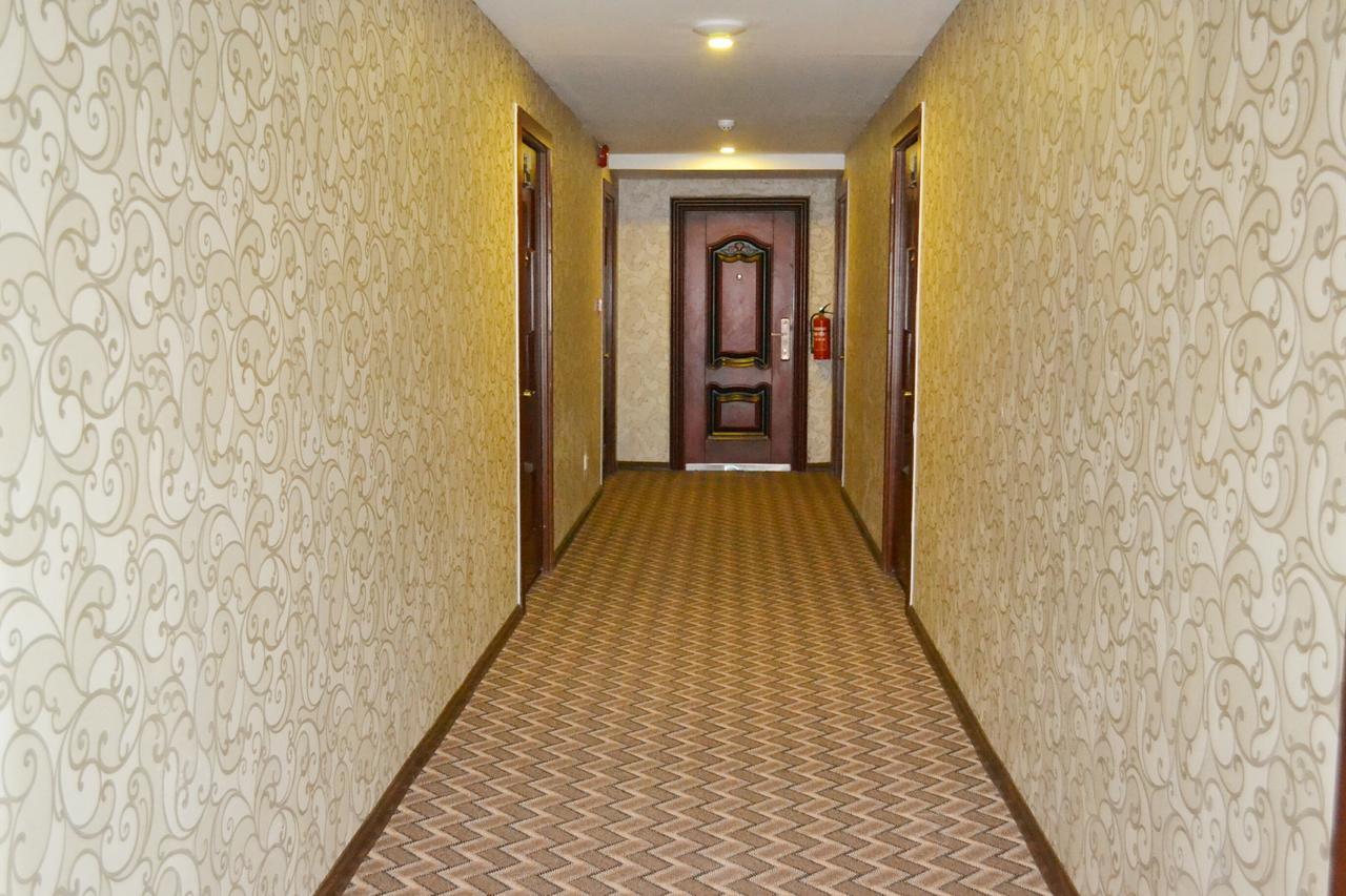 Hotel Broadway Yangon Exterior photo